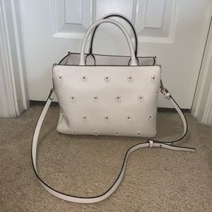 H&M white daisy box bag